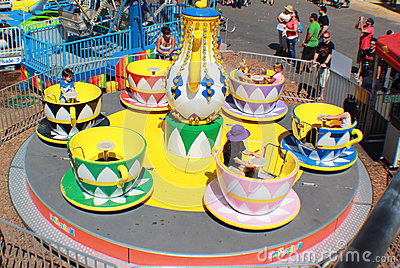 tea cup rides for kids