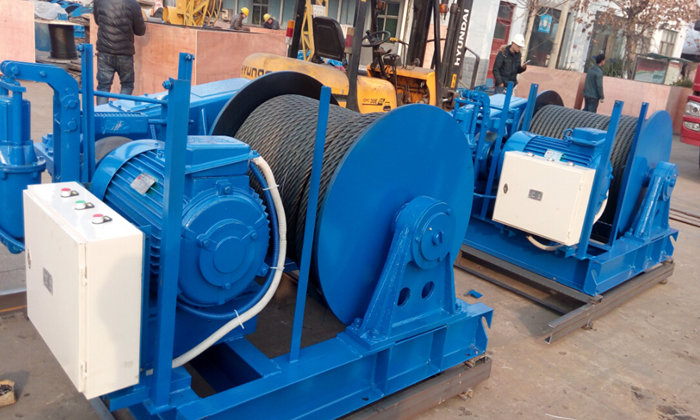 electric constrcution winch UAE